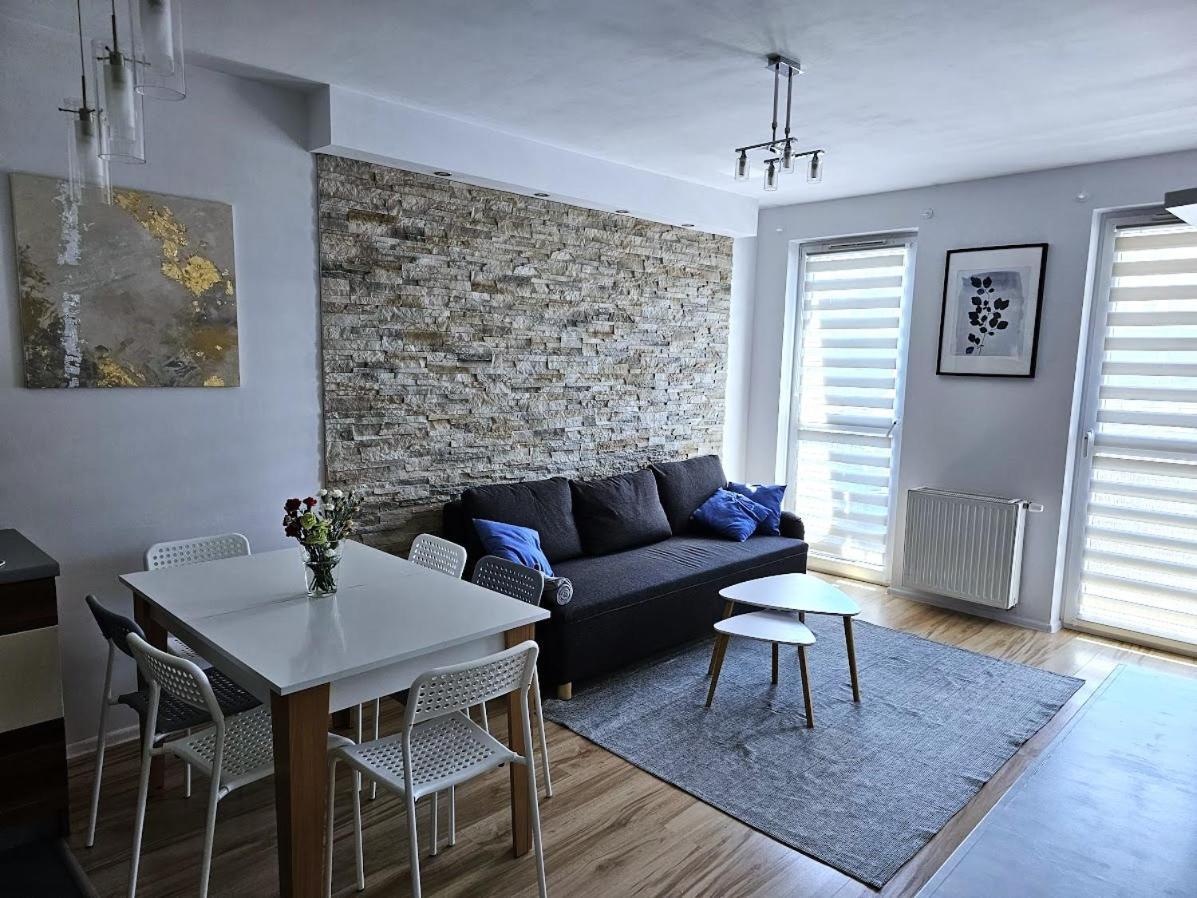 Mieszkanie 6-Osobowe Krakow Przy Plywajacych Basenach Zakrzowek Exteriér fotografie